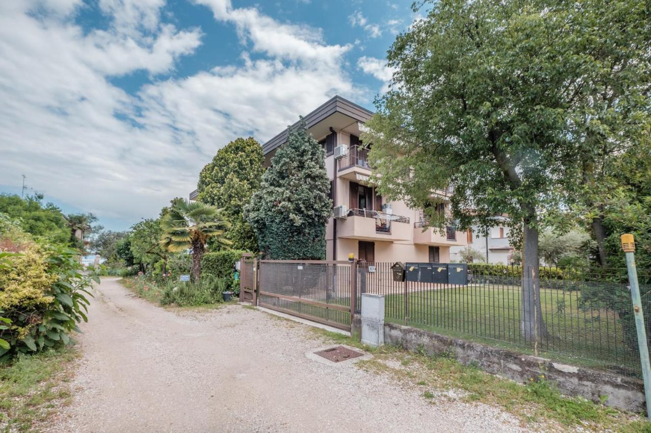 Casa Lugana 9 - Monolocale Con Piscina Fronte Lago سيرمِيوني المظهر الخارجي الصورة